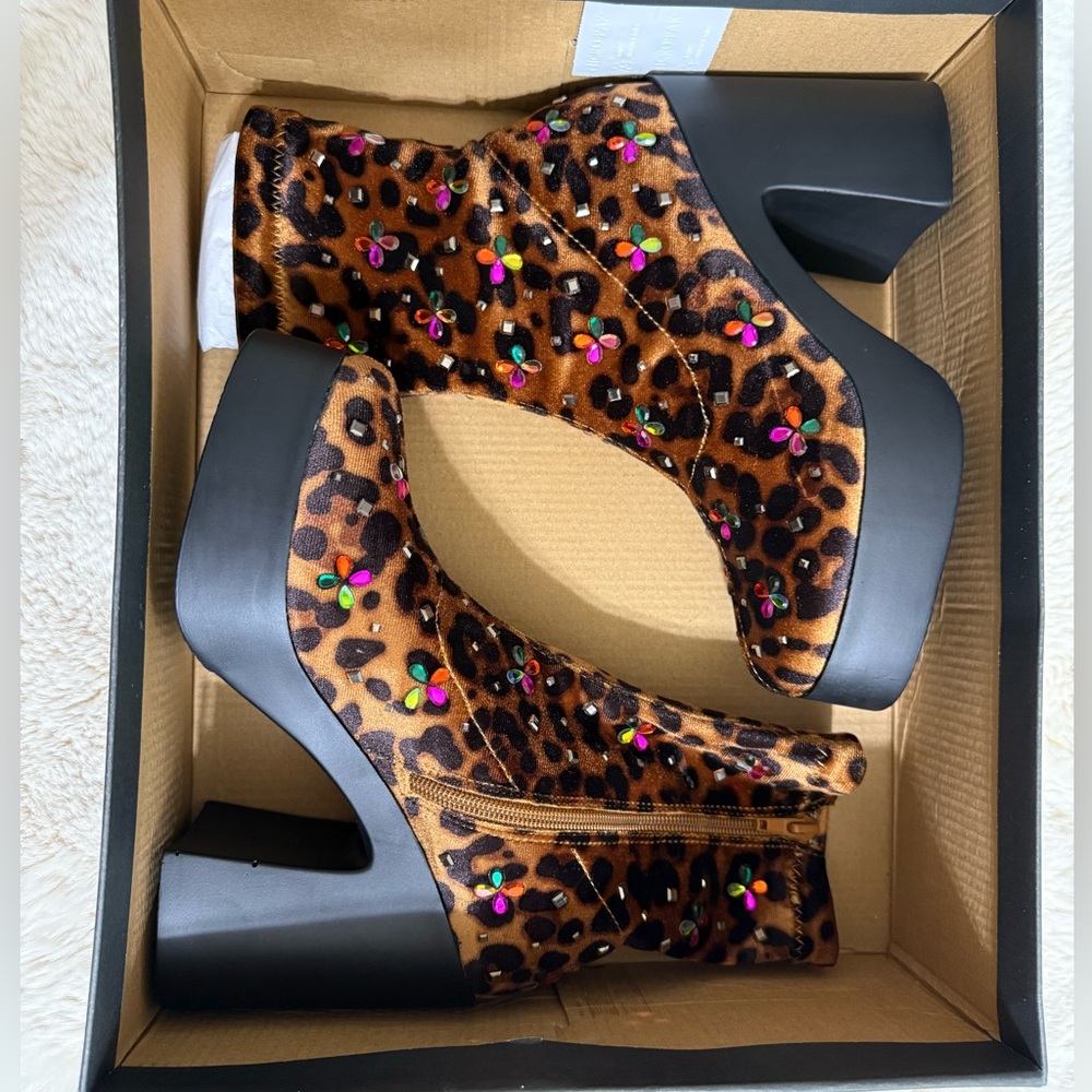 Betsey Johnson Leopard Print Ankle Boots with Embellishments - Picture 9 of 10